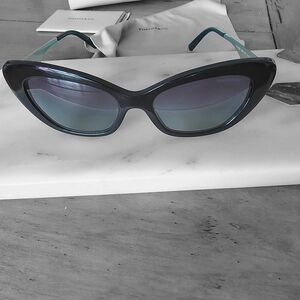 Tiffany & Co Black Cat-Aye Sunglasses TF 4518 Black 54mm Blue Gradient Lens